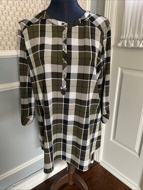 Peter Nygard Tunic